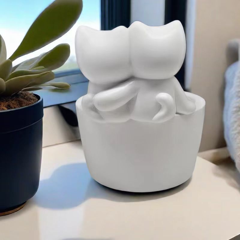 Cartoon Kitten Candle Holder